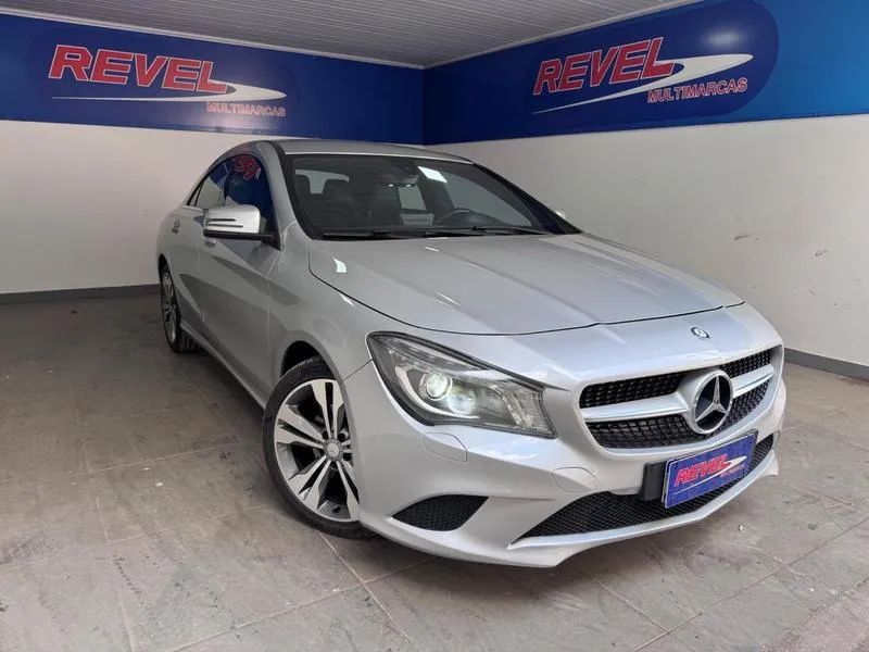 Mercedes-Benz E-200 Classic 2.0 2015