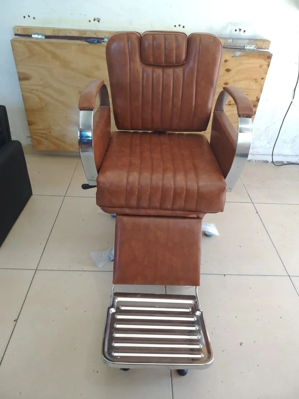 Cadeira de salão de beleza e barbearia  - Foto 4