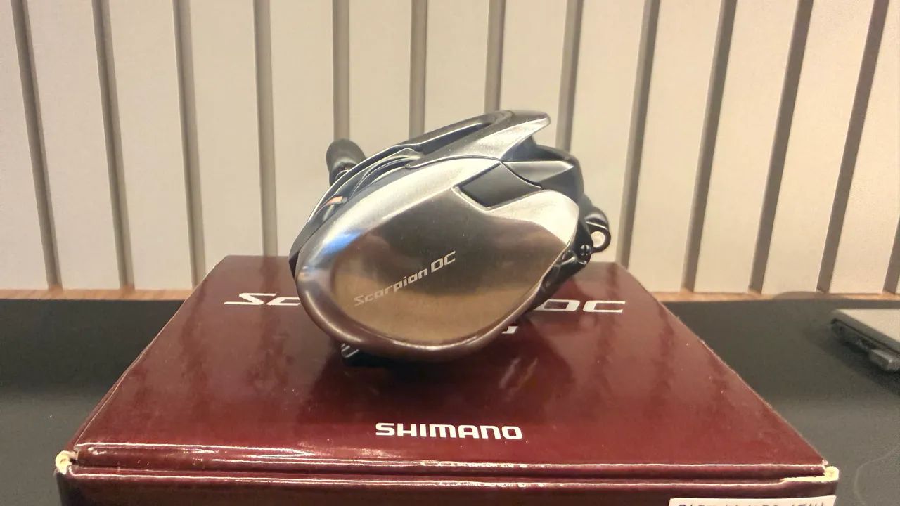 Carretilha Shimano Scorpion DC 151 HG - Manivela Esquerda