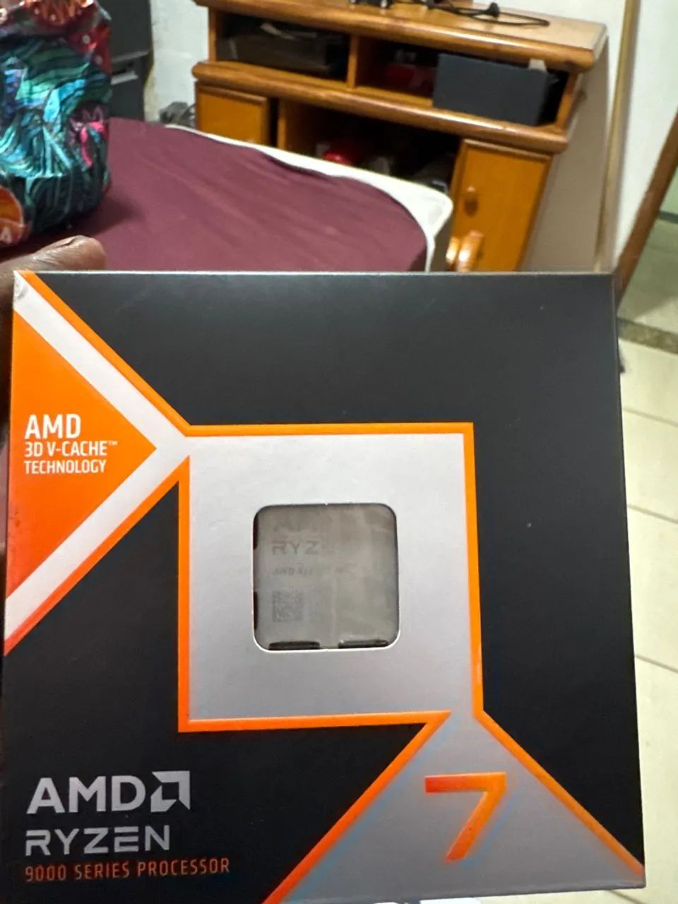 AMD RYZEN 7 9800X3D - Foto 3