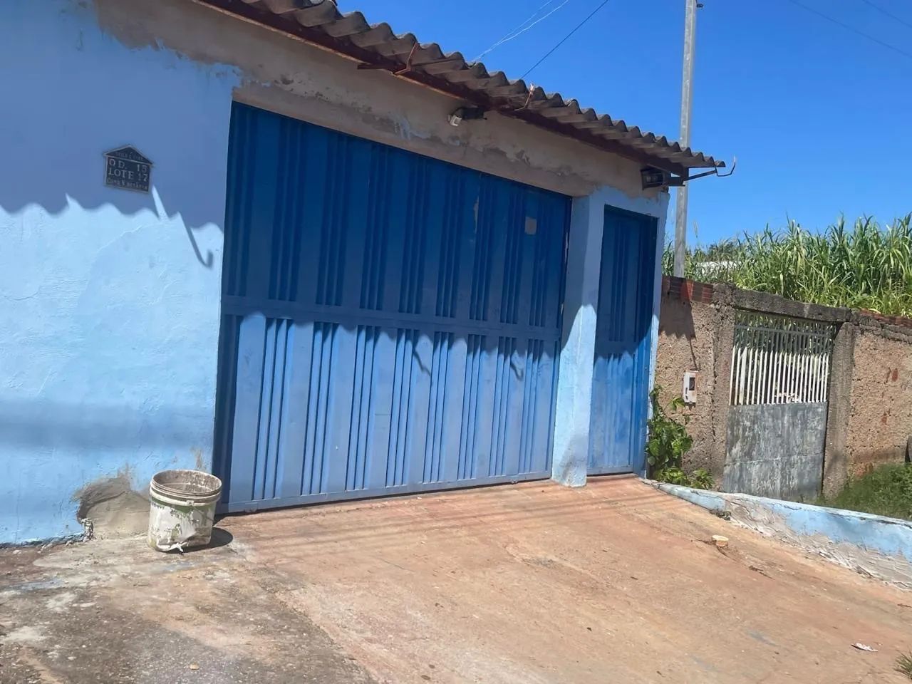 CASA À VENDA