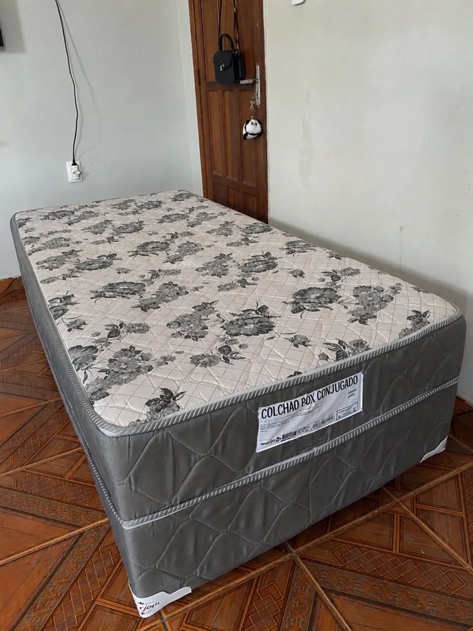 Cama box de solteiro 