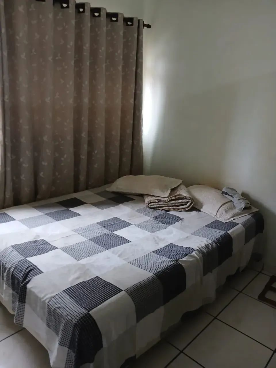 Kitnet Centro, mobiliada 45 m2 , piso frio, andar alto