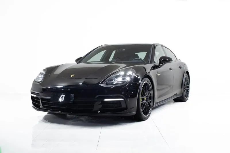 Porsche Panamera 2018