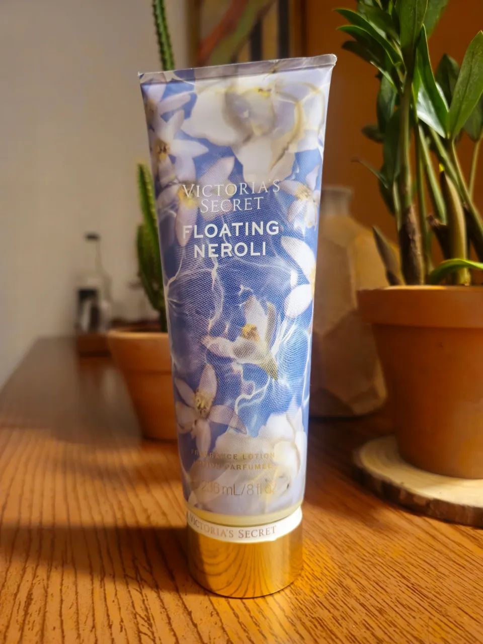 Hidratante Victoria's Secret Floating Neroli