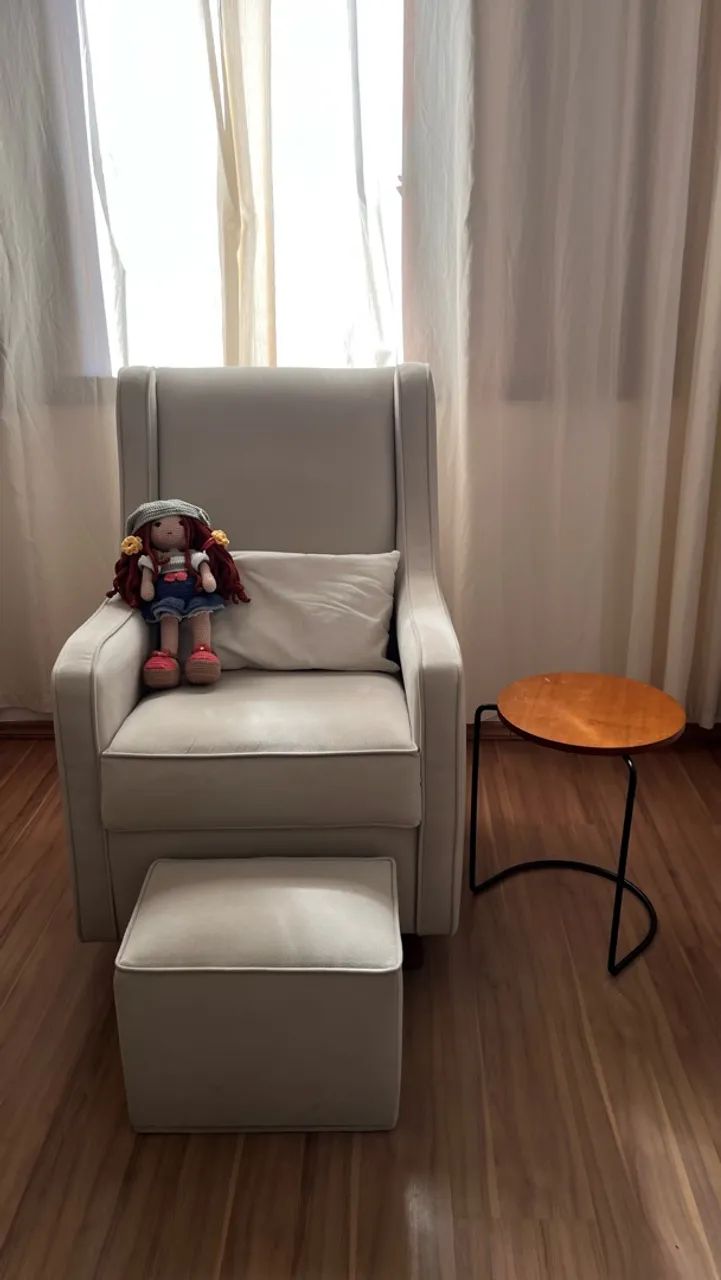 poltrona de balanço de amamentação lilibee 