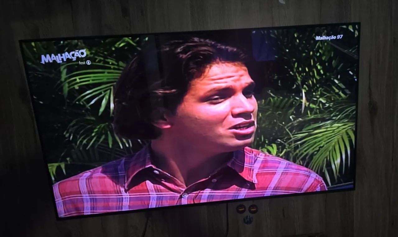 Televisão Samsung smart 50 polegadas 