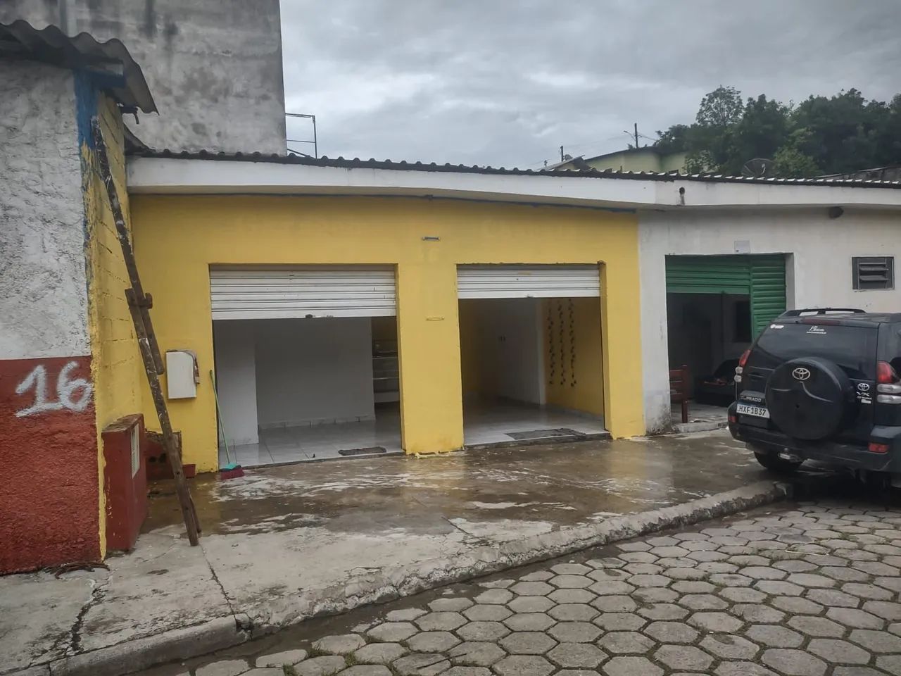 Barracão sala comercial kitinetes