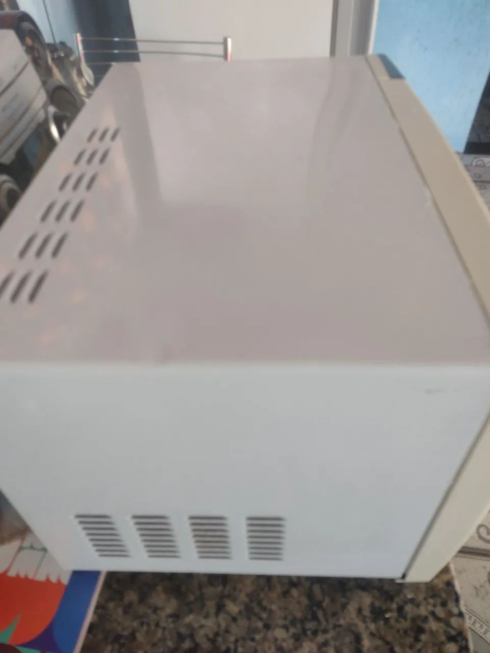 Microondas Eletrolux 18 litros 110 v - Foto 4