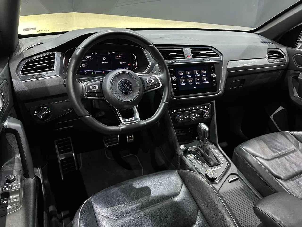 Volkswagen Tiguan Allspac R-Line 350 TSI 2.0 4x4, foto 6 de 18