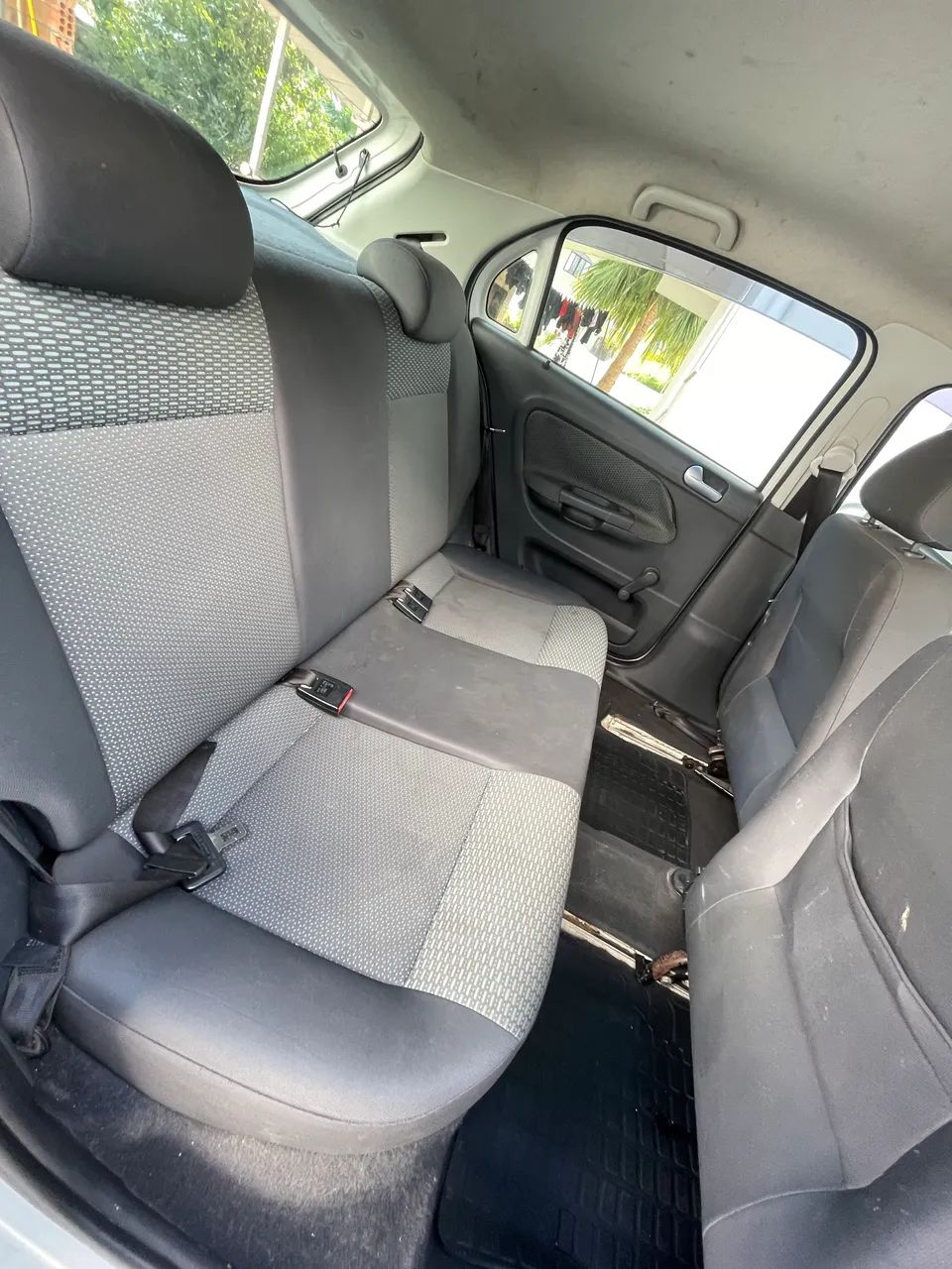 Volkswagen Gol Geração V 1.0 8V MI Total Flex Mec. 4P 2013 - Foto 3