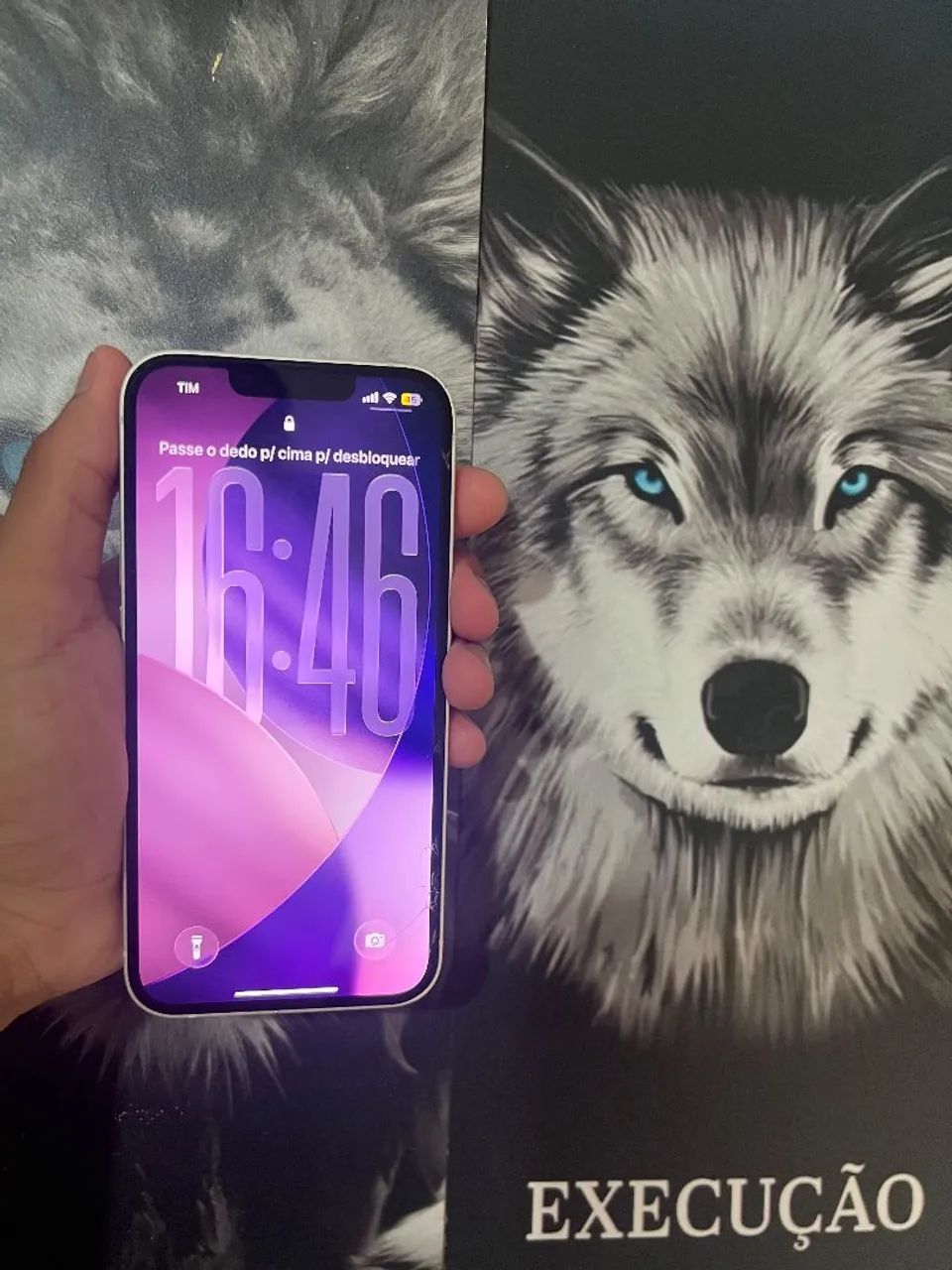 iphone 13 com apenas um detalhe