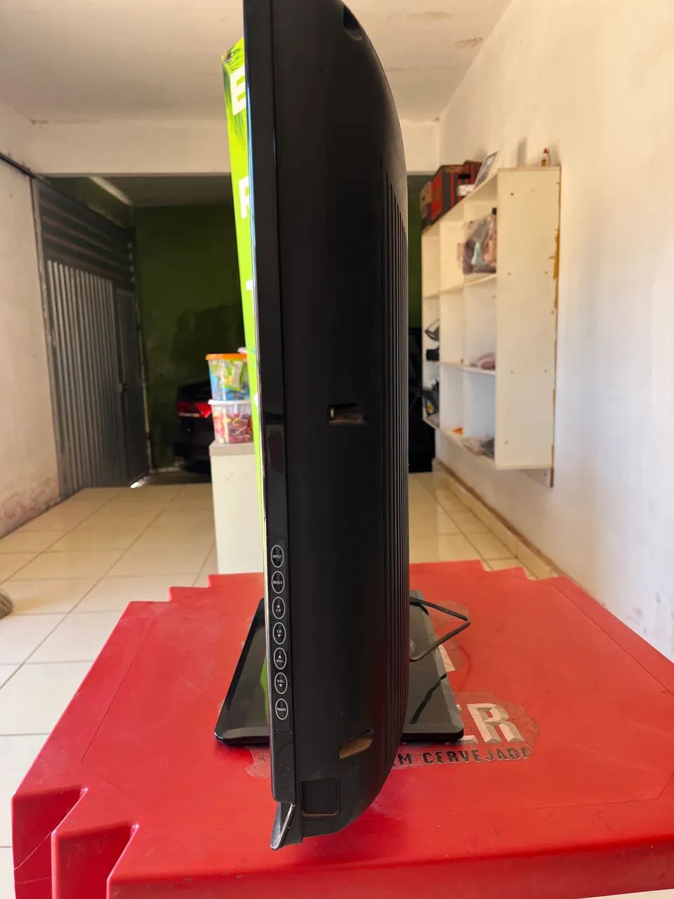 Vendo uma Tv 32 polegadas SEMP - Foto 4