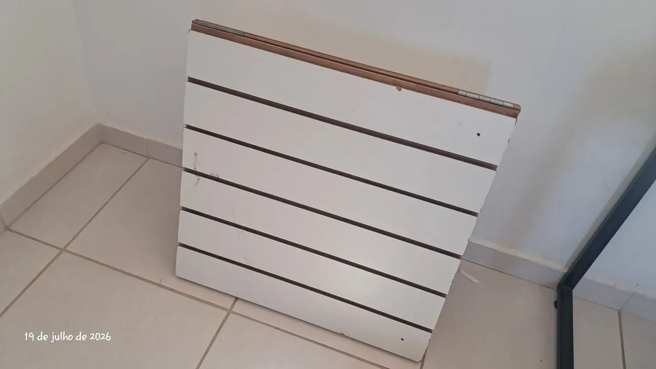 Painel canaletado com ganchos - Foto 3