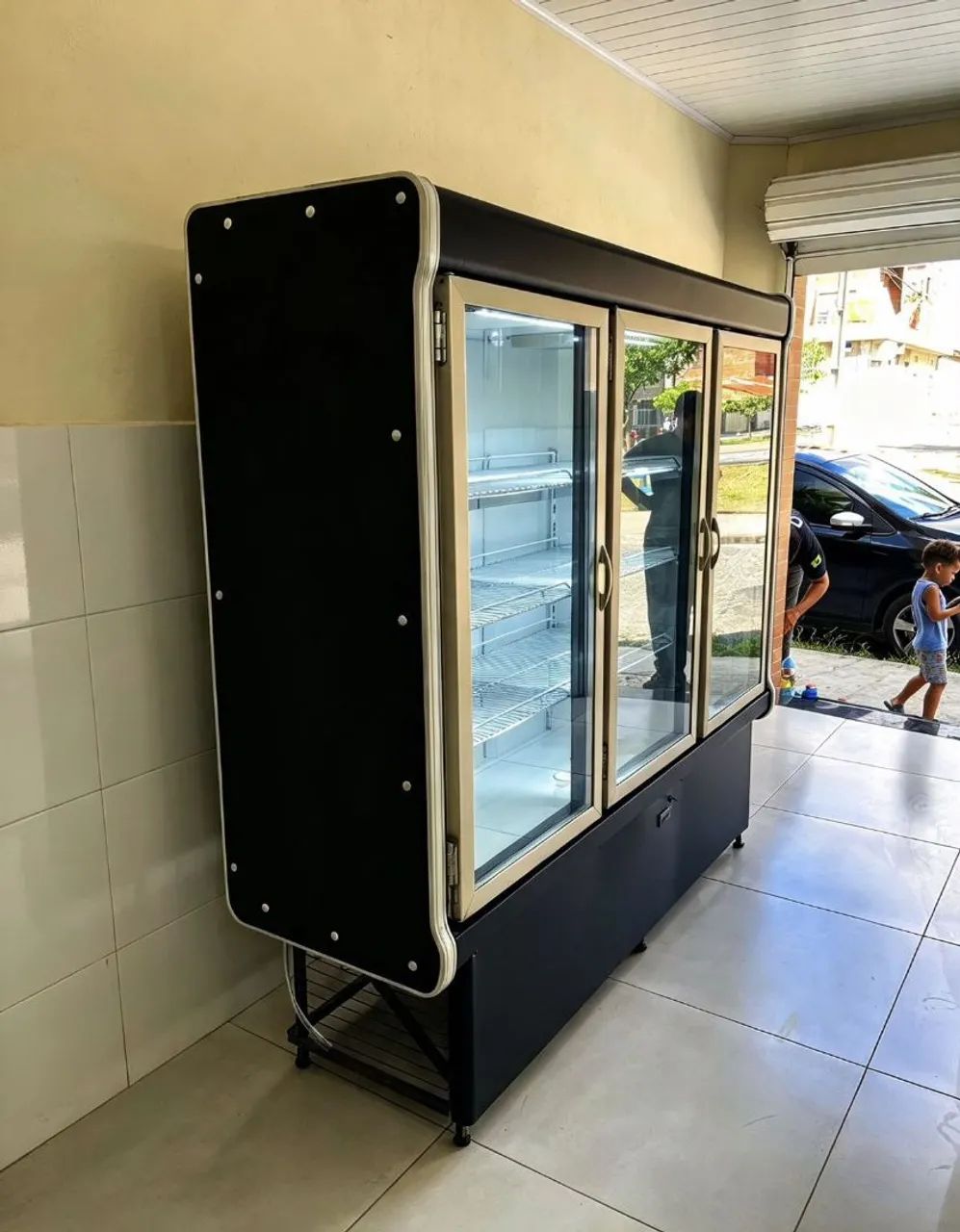 Expositor três portas - Foto 4