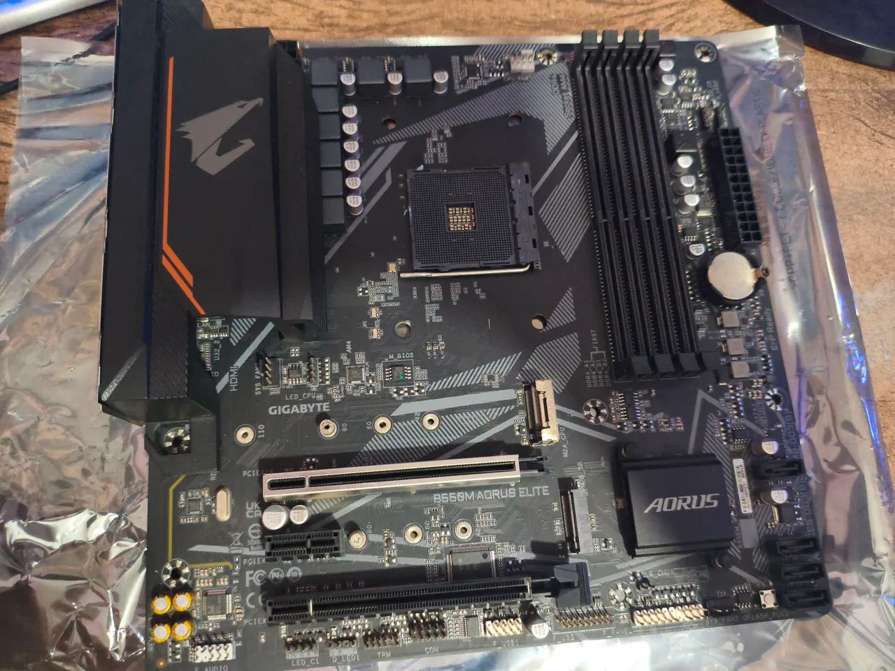 PLACA MÃE B550M AORUS ELITE AM4