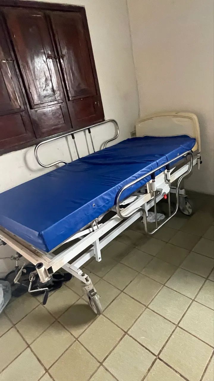 Cama hospitalar com dois colchões , um pneumático ! - Foto 2