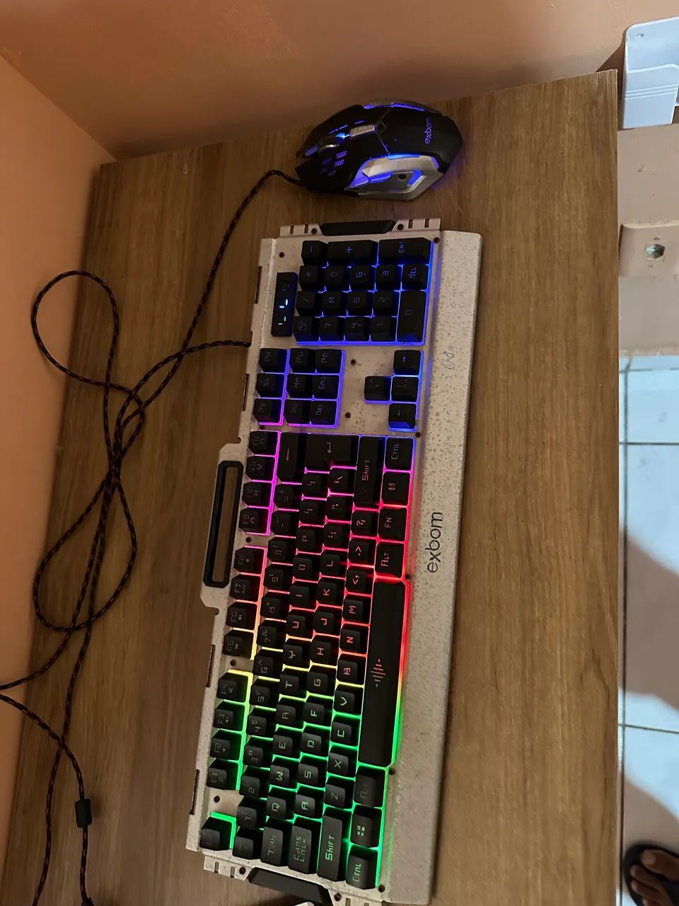 Kit Teclado gamer , Semi-mecanico e mause Exbom - Foto 2