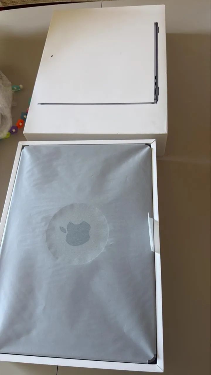 MAC BOOK AIR M2 16RAM - Foto 2