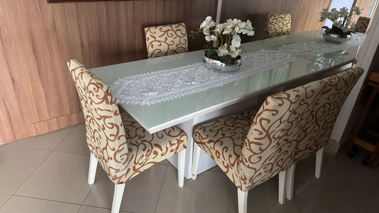 Mesa com 4 cadeiras - Foto 2