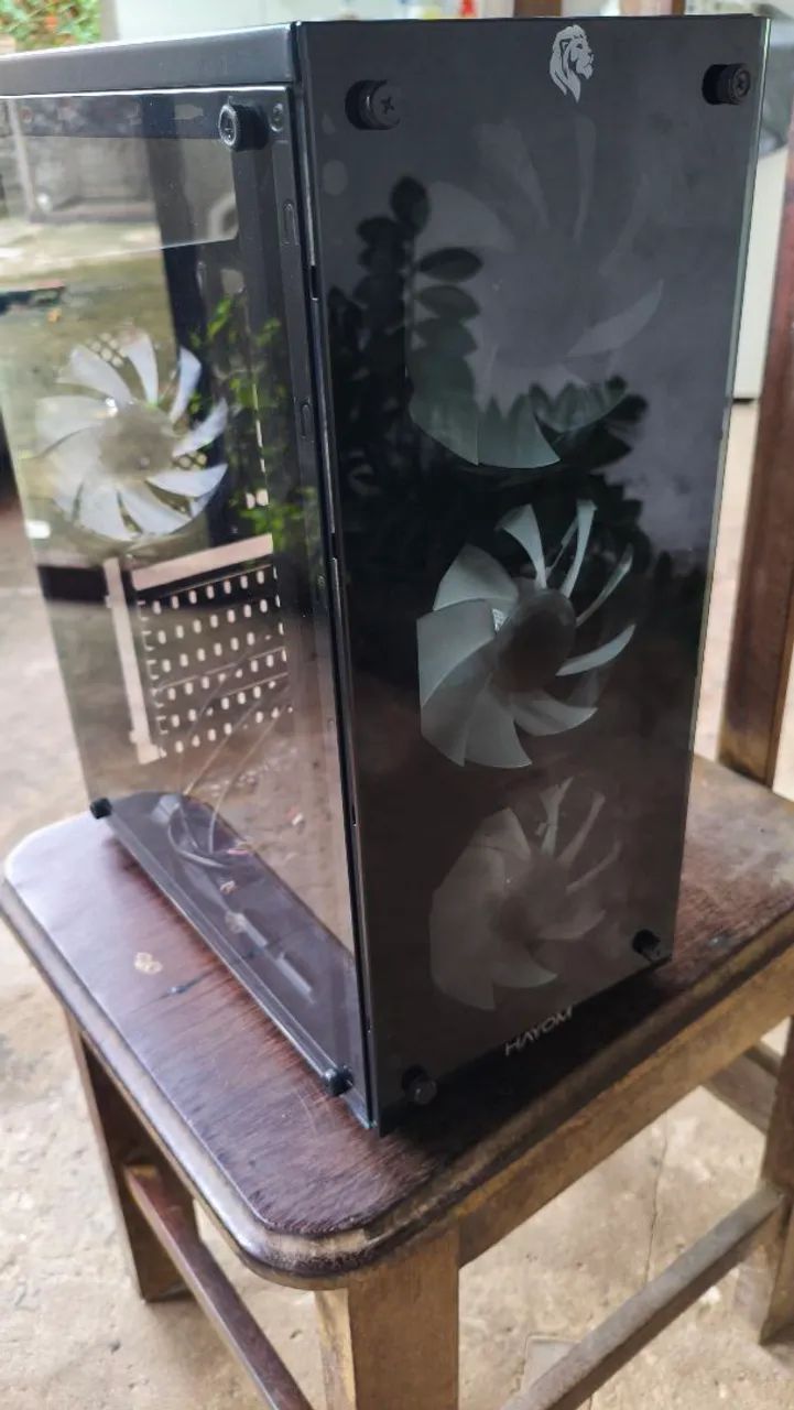 O gabinete tá funcionando perfeitamente, e a fans também estão funcionando perfeitamente. - Foto 2