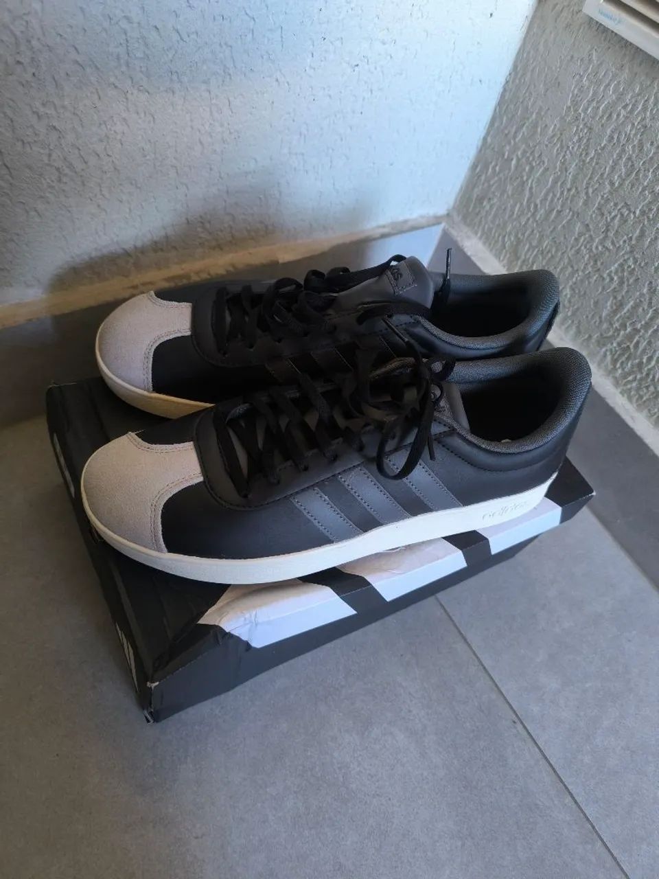Tênis Adidas 