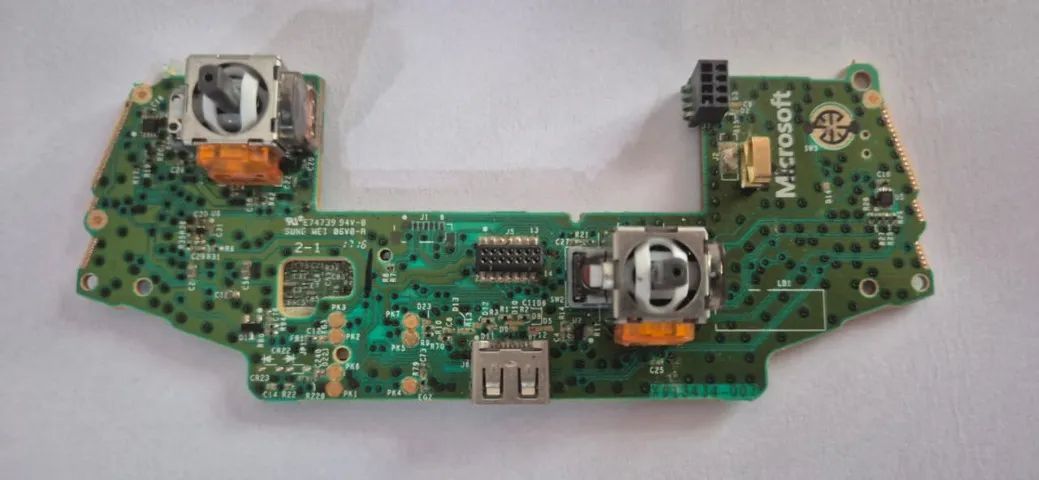 Controle Xbox One S - Foto 2