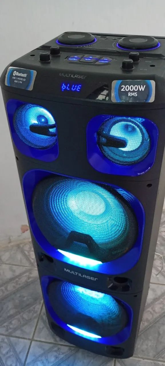Caixa Multilaser sp343 2000w otima tem conversa