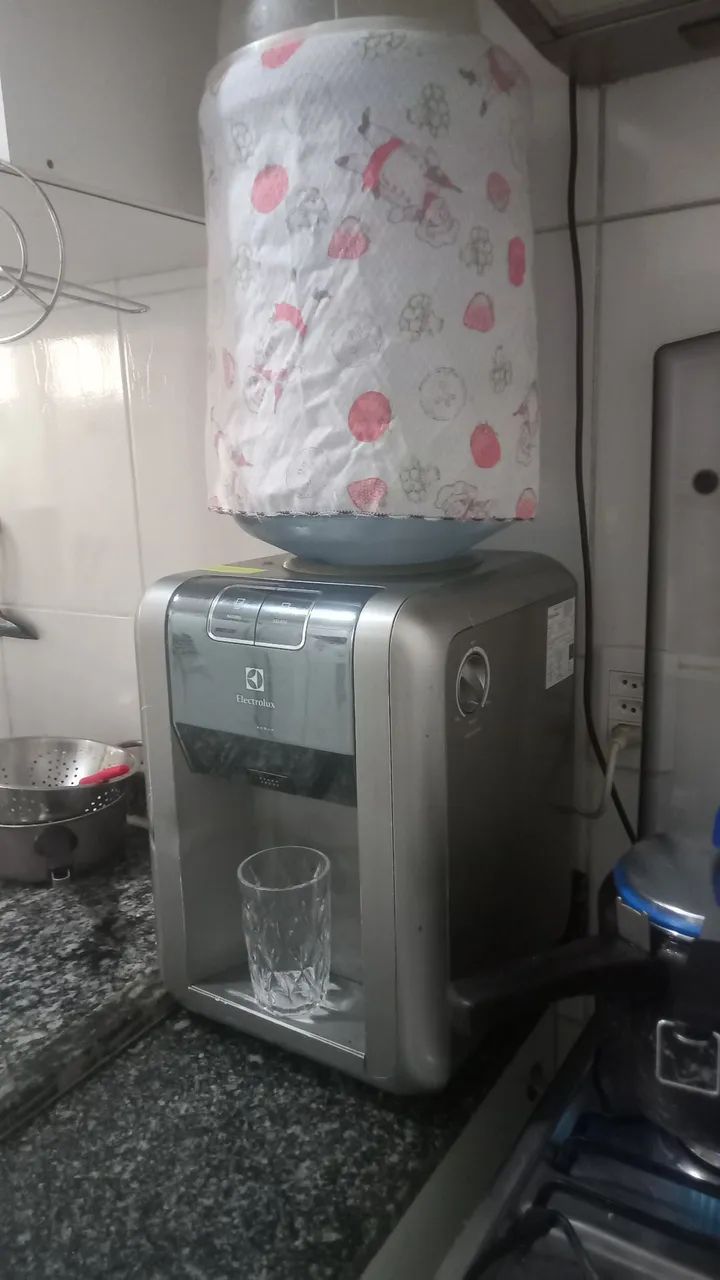 Bebedouro de bancada Eletrolux 127v  - Foto 2