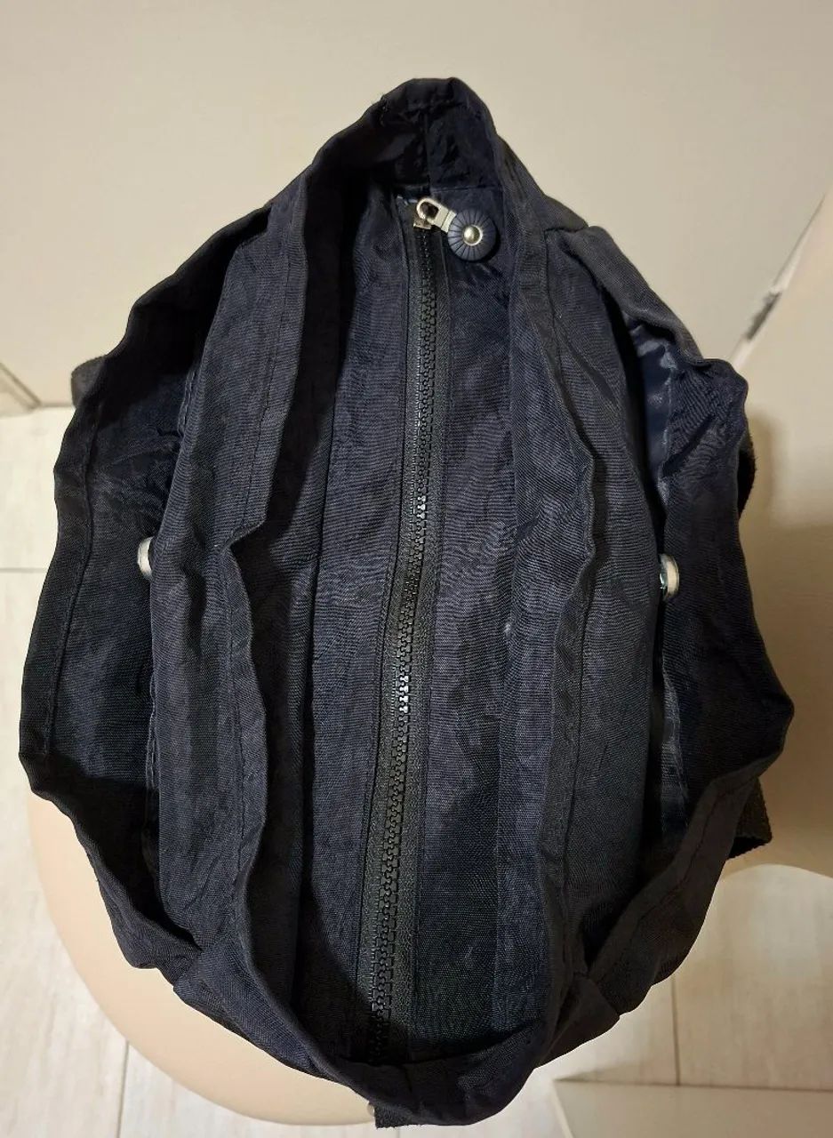 BOLSA PRETA ELEGANTE E VERSÁTIL - PERFEITA, PRÁTICA, LINDA, MATERIAL DE ALTA QUALIDADE  - Foto 3