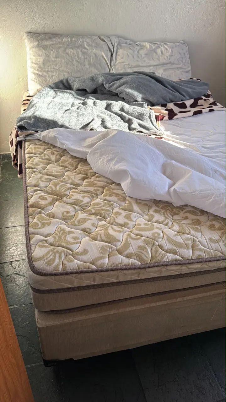 Cama box casal 