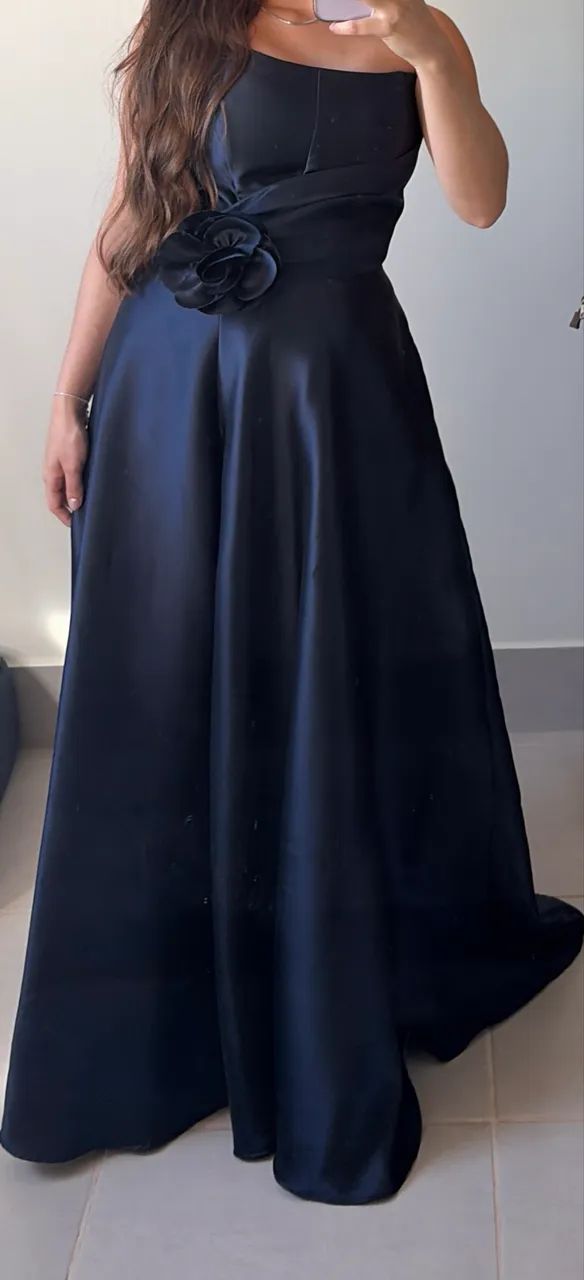 Vestido de festa azul marinho