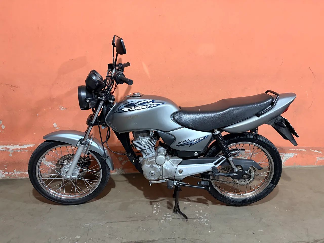 Titan 125 2002 completa  - Foto 4