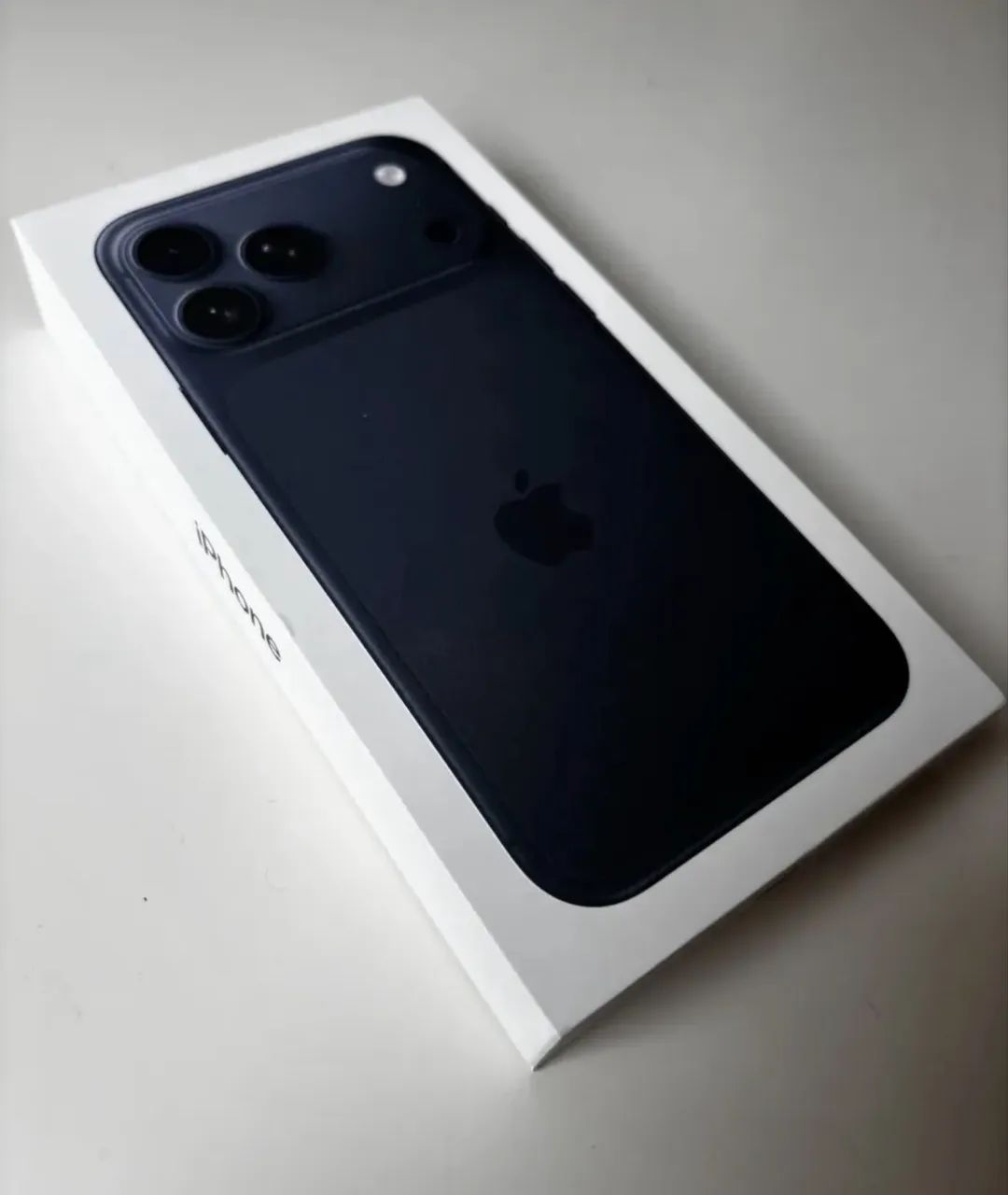 IPHONE 17 PRO 256GB LACRADO - Foto 2