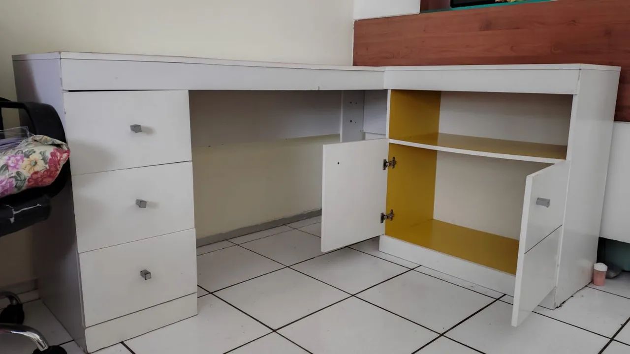 Escrivaninha 