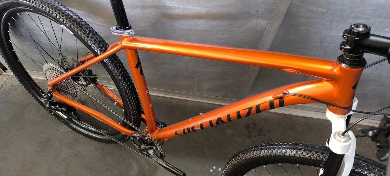 Bicicleta specialized rockhopper - Foto 2