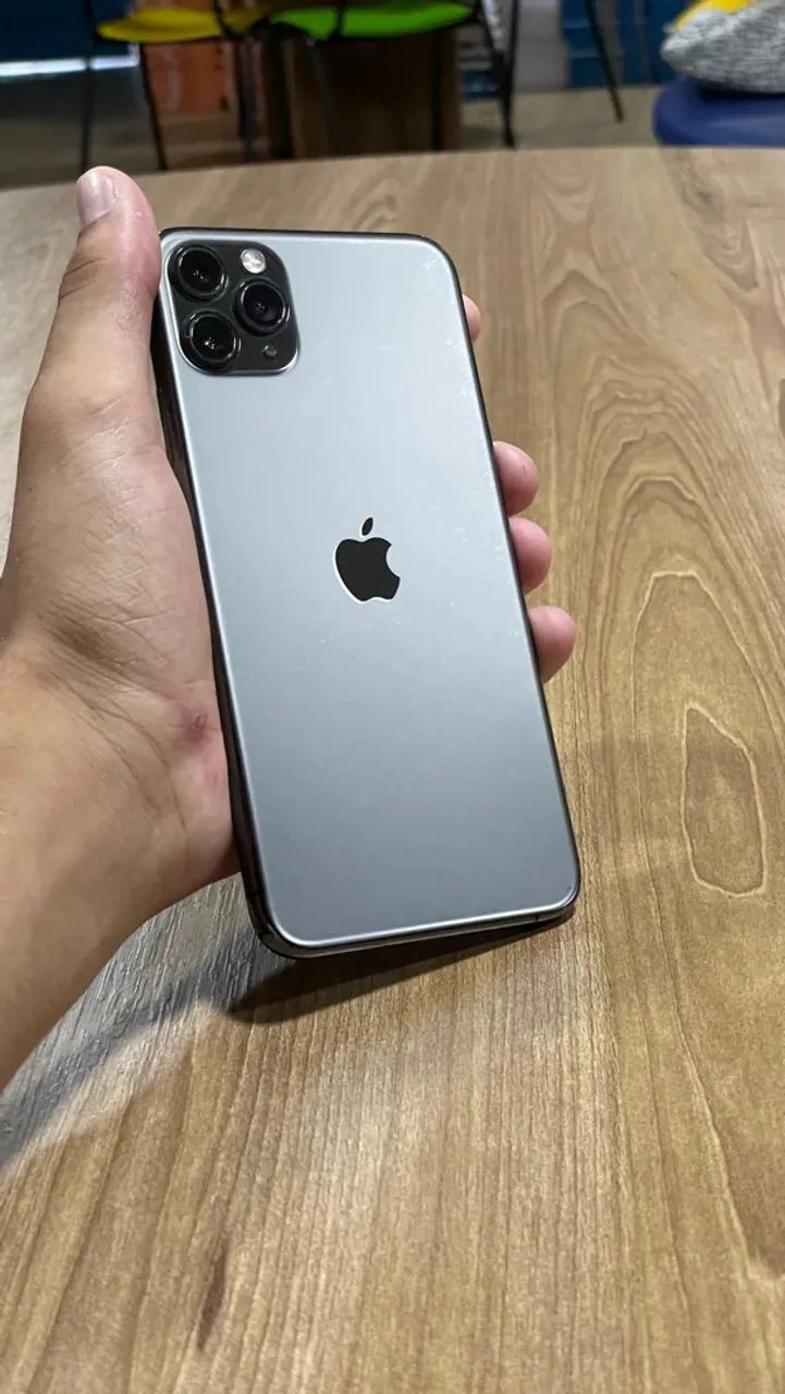 IPHONE 11 PRO MAX - Foto 2