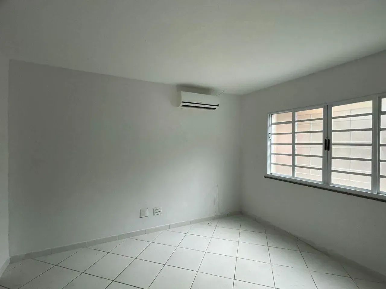 #ALUGO Sala comercial no Centro de Itaguaí-RJ. - Foto 2