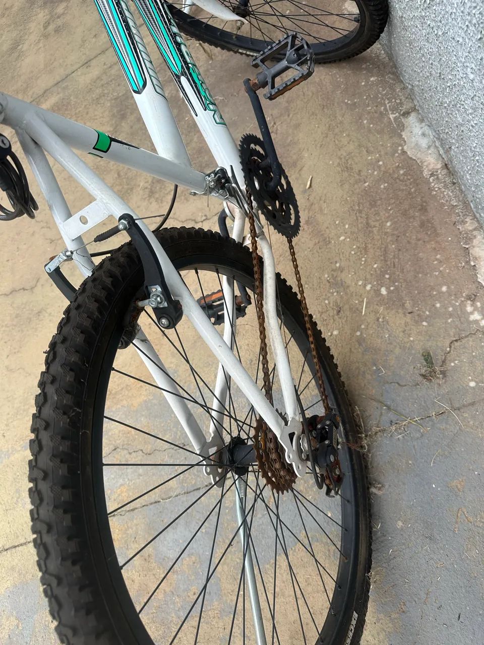 Bike Aro 26 com 18 marchas - Foto 5