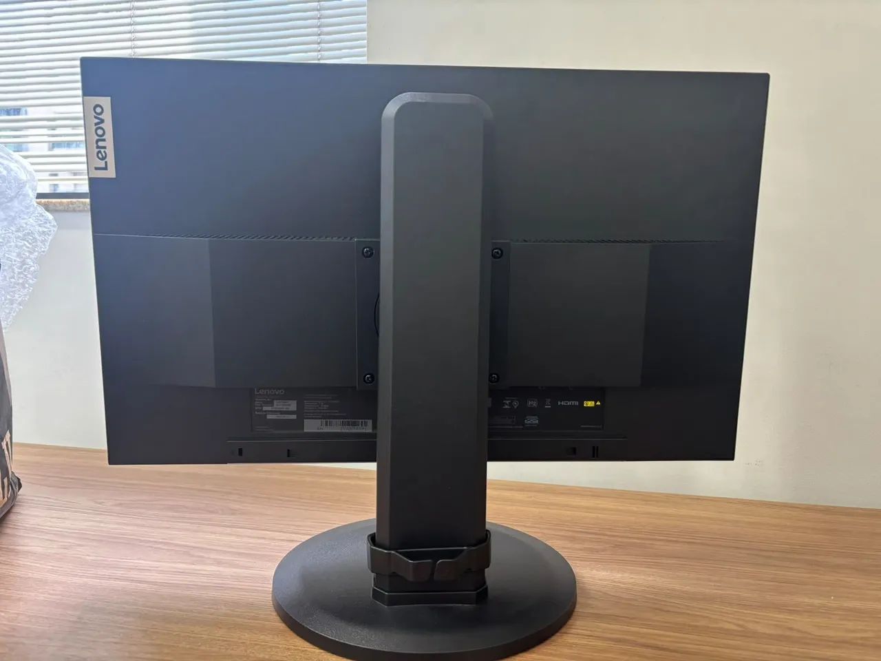 Monitor Lenovo ThinkVision S24e-03 - Foto 2