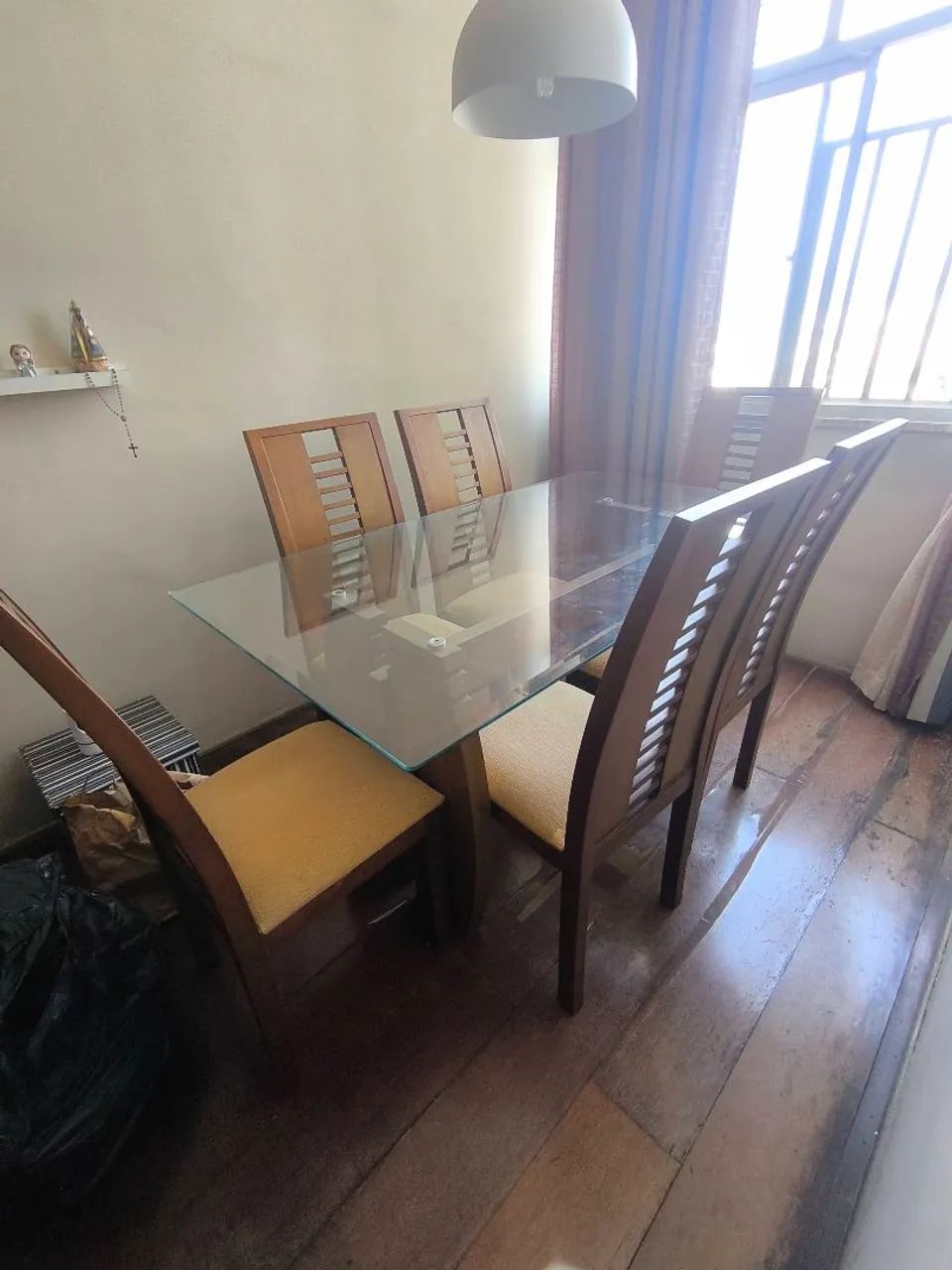 Mesa de vidro com 6 cadeiras - Foto 2
