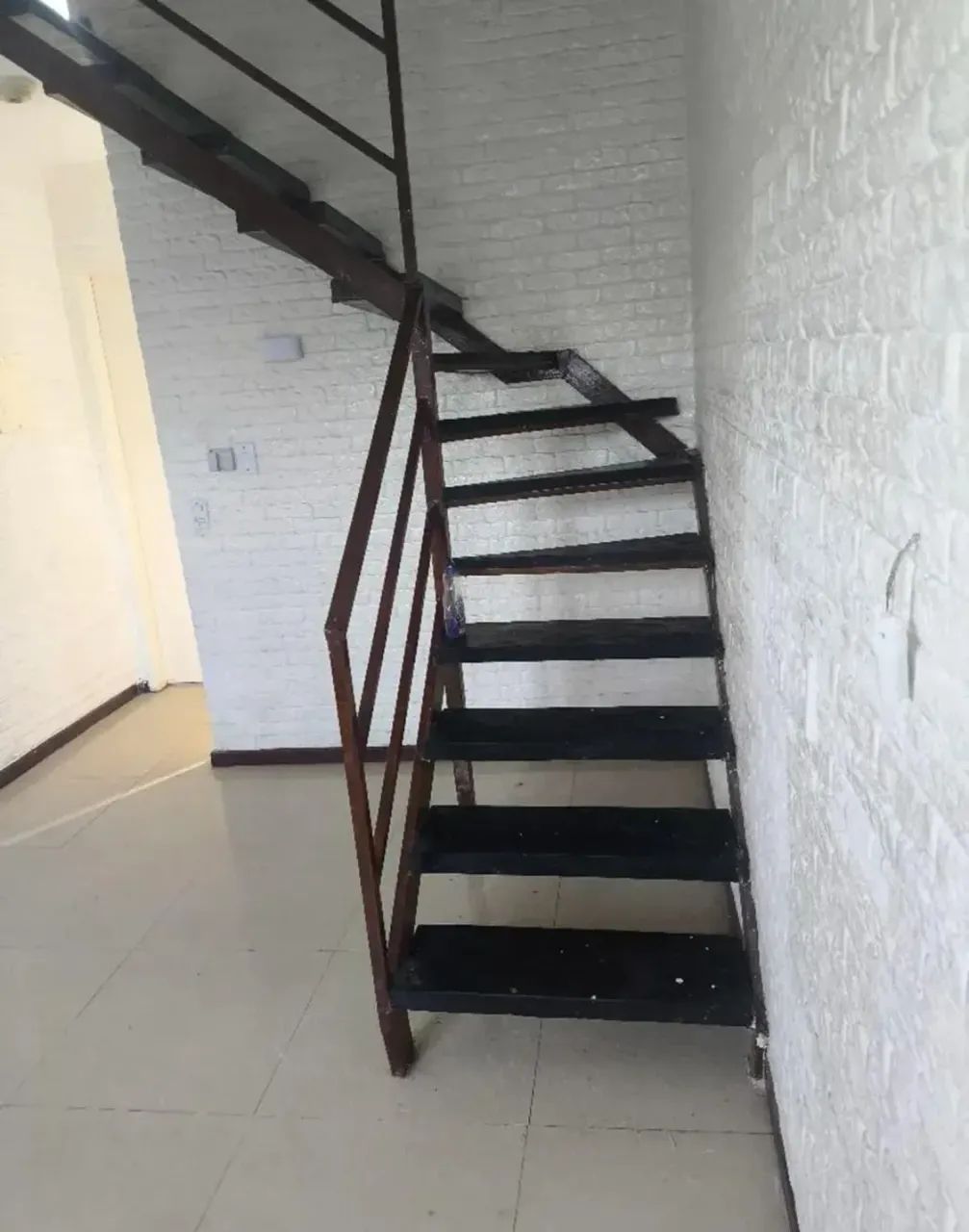 CASA COM 2 QUARTOS EM COSMOS - ACEITO ENTRADA