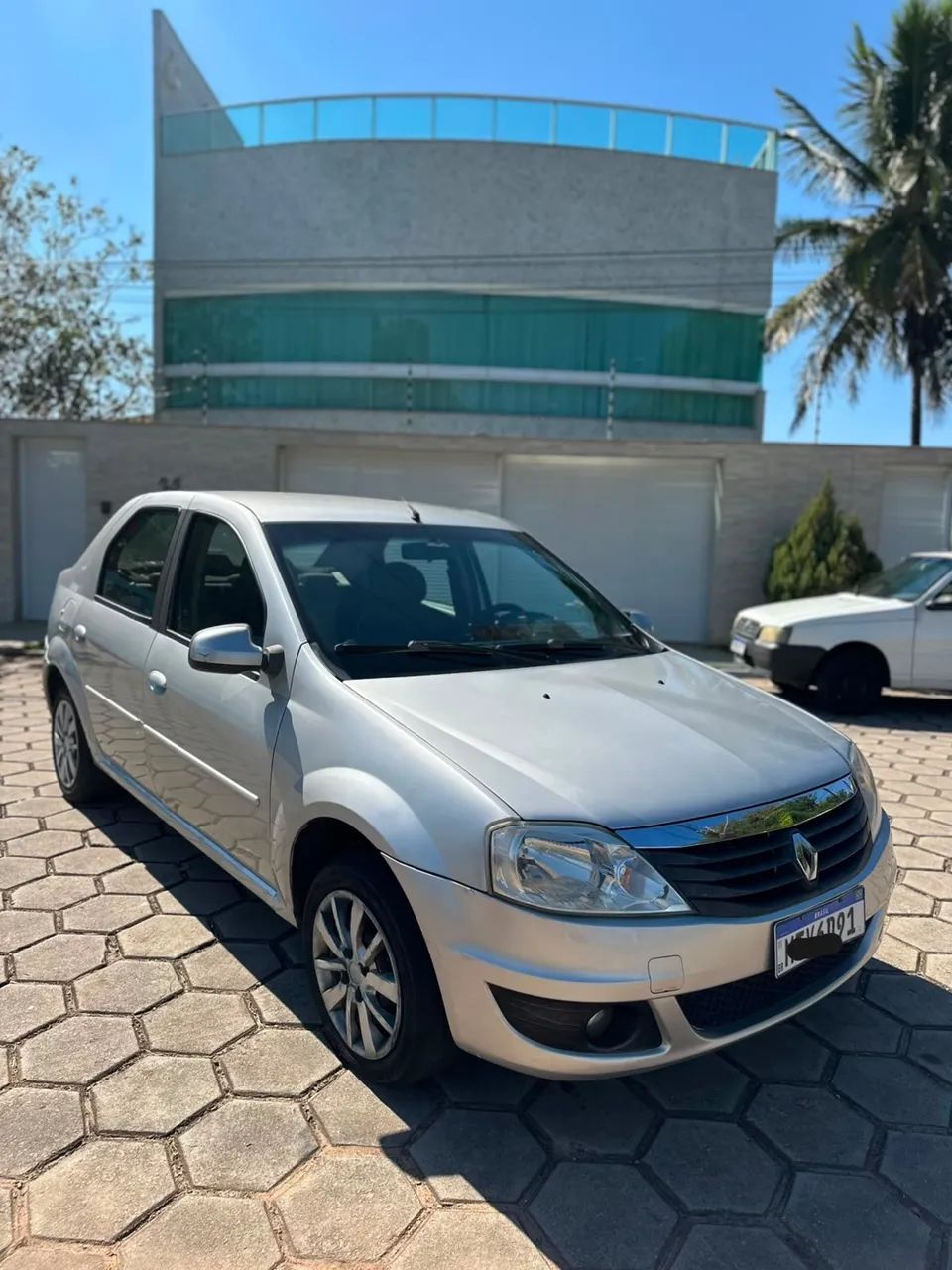 Renault Sandero 2011