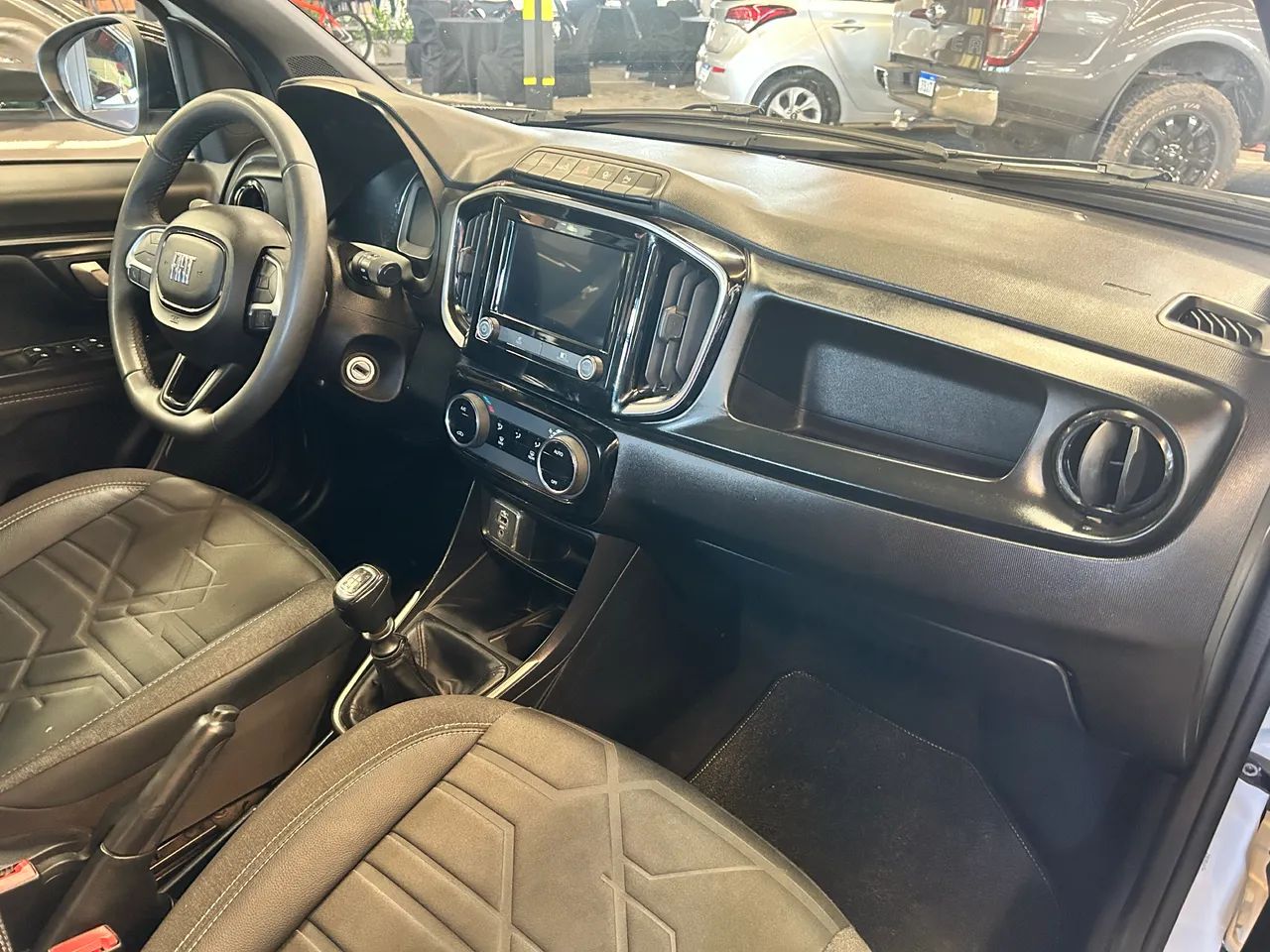Fiat Strada Volcano 1.3 Flex 8V CD 2025 - Foto 4