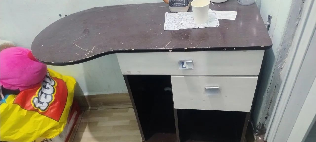 Geladeira, armário,cama, sofá,rack, cadeiras. - Foto 4