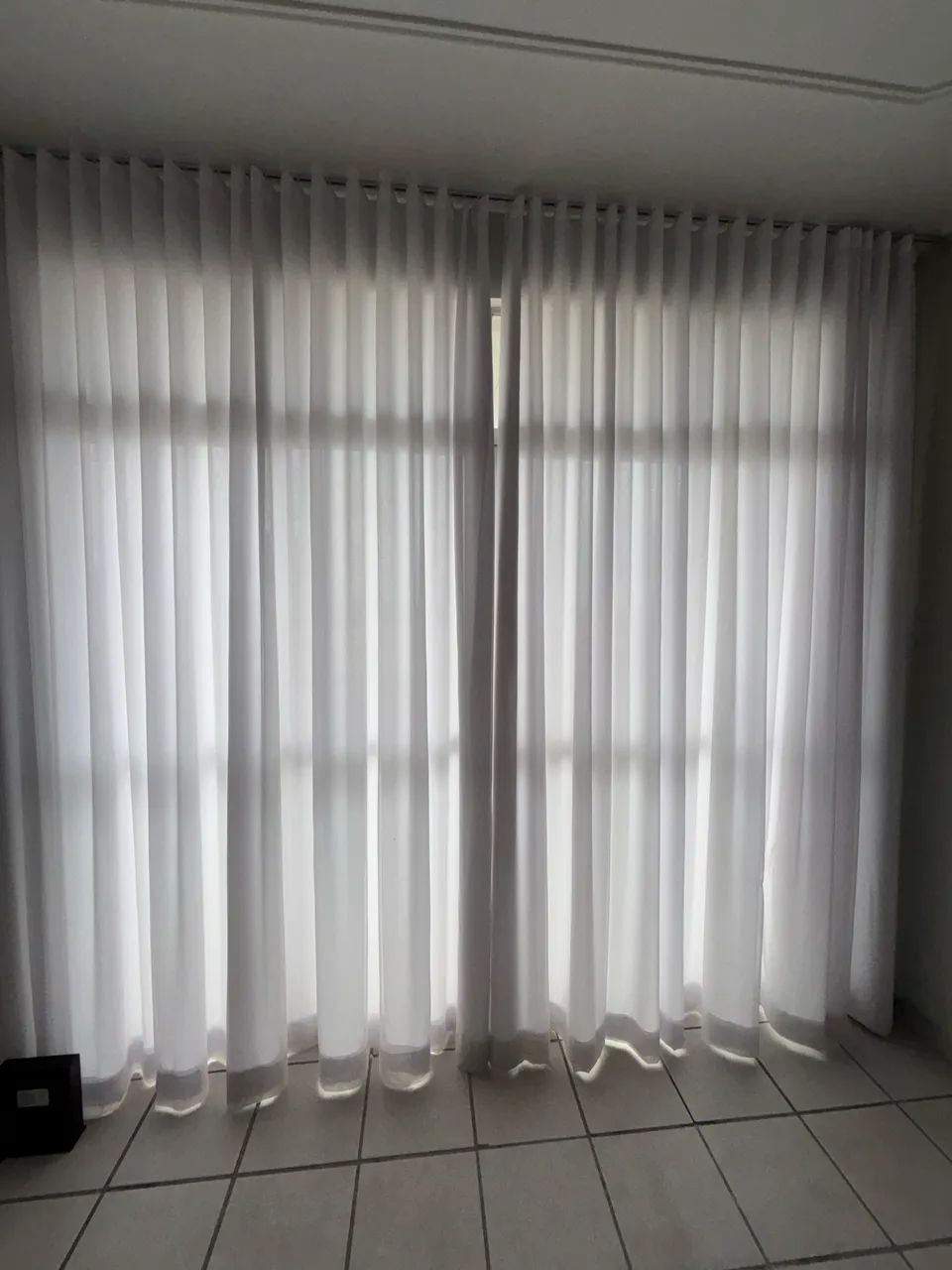 4 Cortinas com Blacout - Foto 2