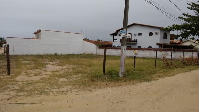 Terreno de esquina em área nobre de Araruama - Foto 6