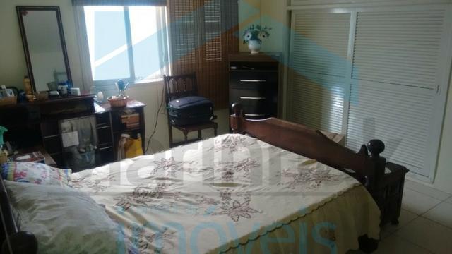 Confira, casa com laje, piscina, ampla em Rainhado Mar - Foto 17