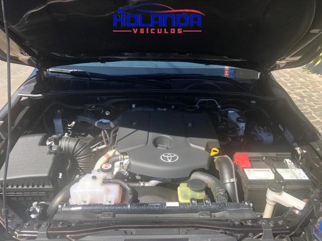 TOYOTA HILUX SW4 2017/2018 2.8 SRX 4X4 7 LUGARES 16V TURBO INTERCOOLER DIESEL 4P AUTOMÁTI - Foto 2