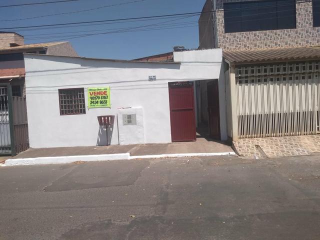 Vendo casa na qc 04 do riacho Fundo II - Foto 9